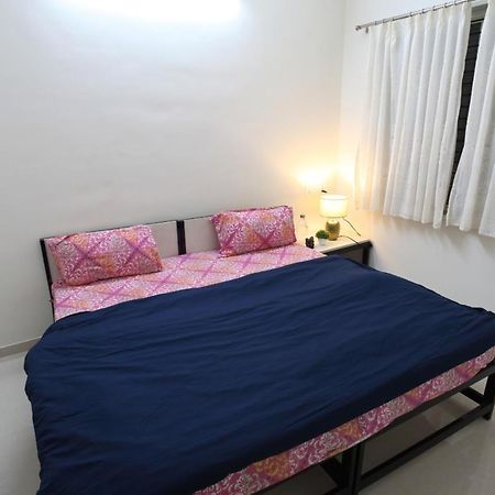 Qualtems Guest House-With Ac Options Bangalore Eksteriør bilde