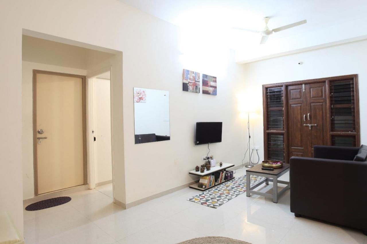 Qualtems Guest House-With Ac Options Bangalore Eksteriør bilde