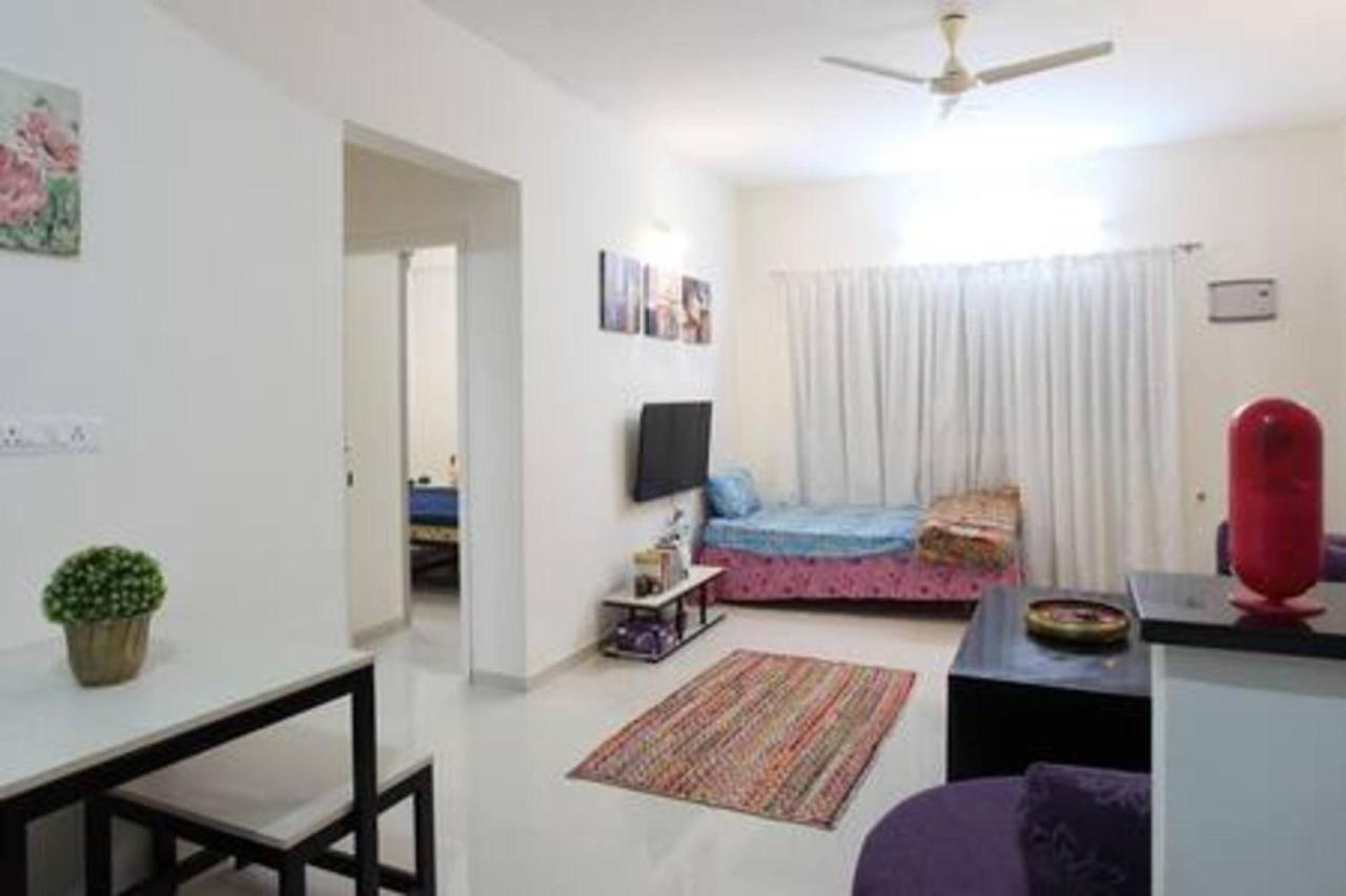 Qualtems Guest House-With Ac Options Bangalore Eksteriør bilde